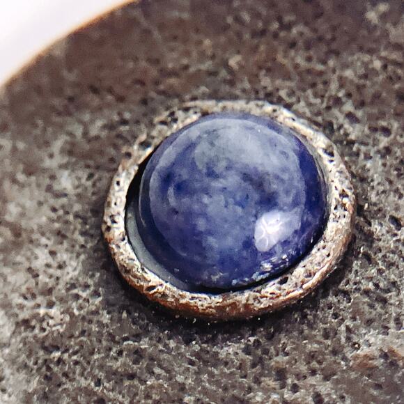 Vintage 70s 80s Modernist Brutalist Textured Copper Blue Quartz Clip On Earrings - Picture 6 of 11